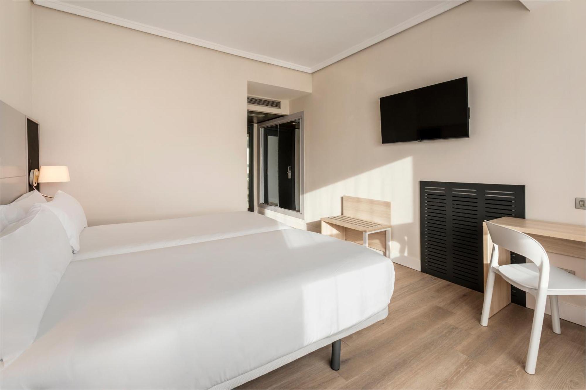 B&B Hotel Vitoria General Alava Exteriér fotografie